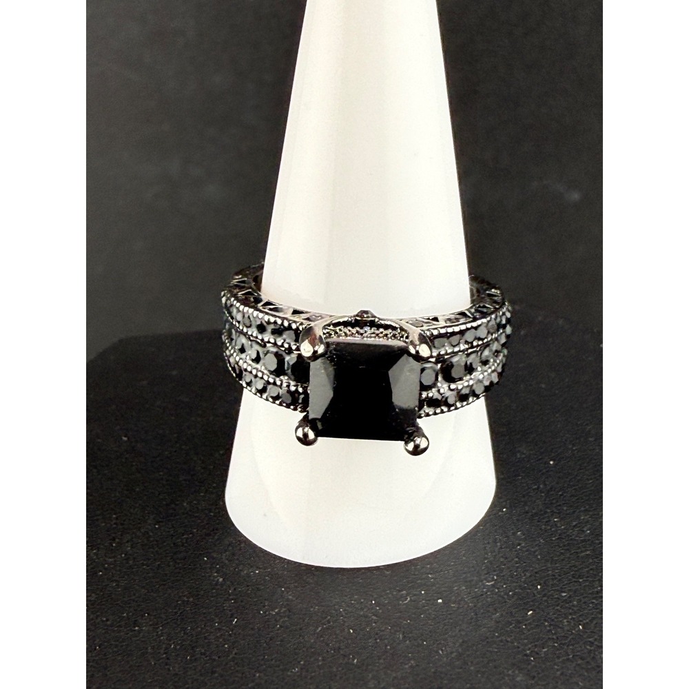 Vintage Estate Cocktail Ring Black Rhinestone Pave Statement 10
